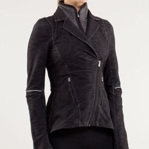 Lululemon Ride On Blazer
Black / Fossil slub denim